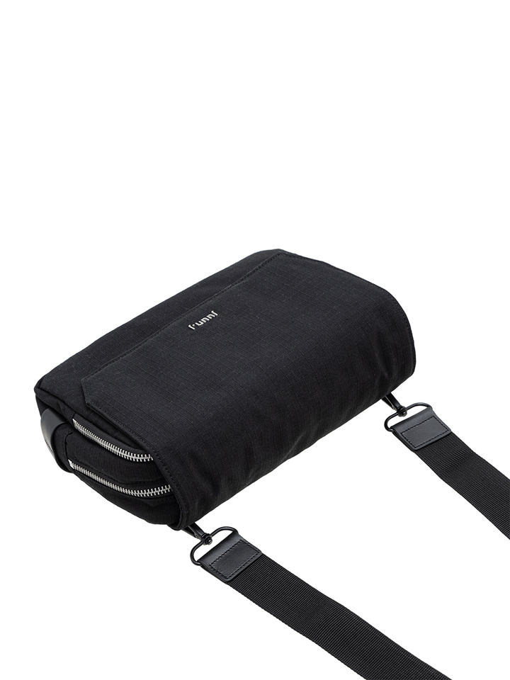 Juun.J-Ripstop-Flip-Cross-Bag-Black-4