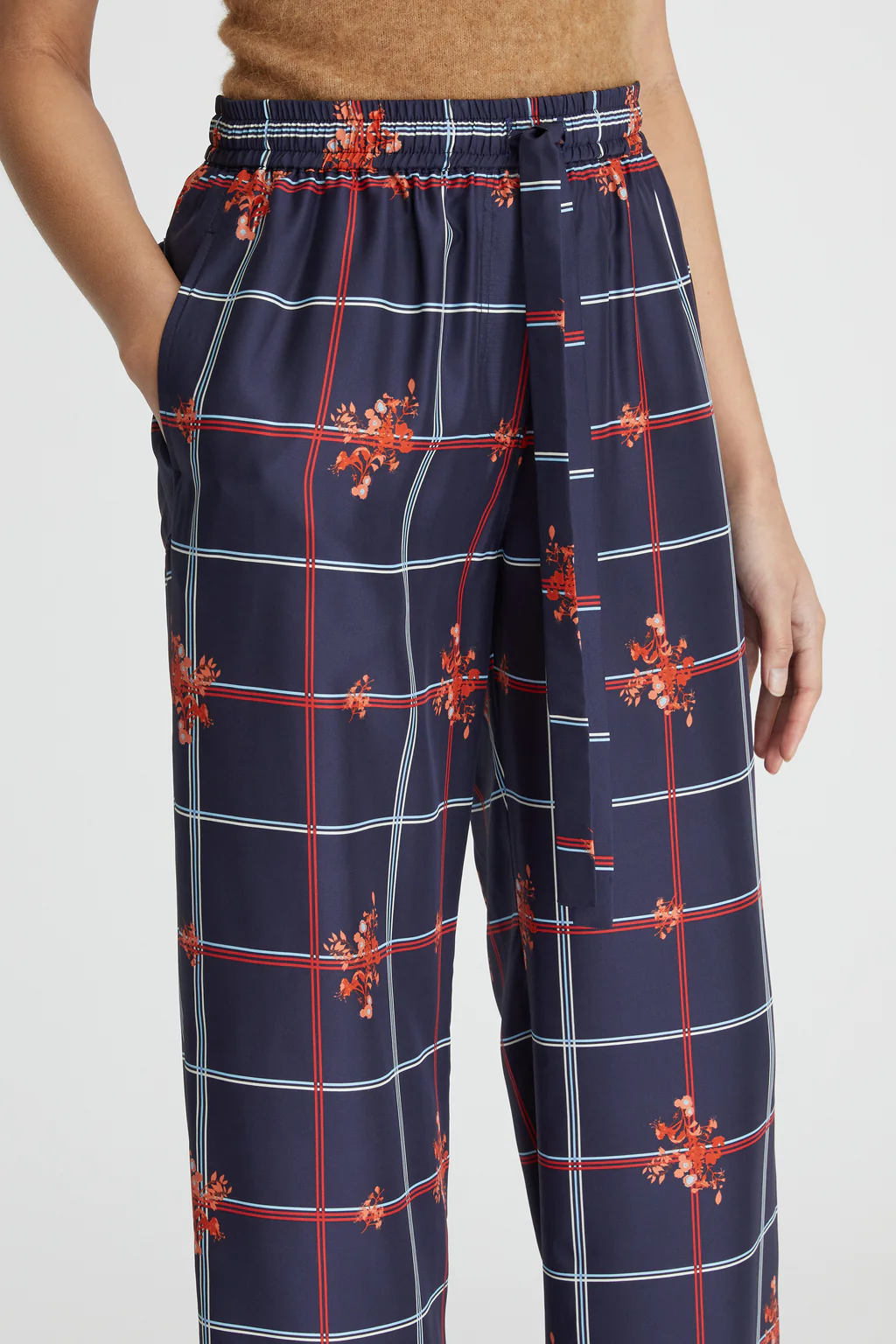 Lee-Mathews-Anya-Pant-Navy-5