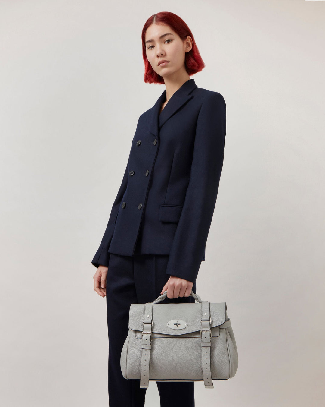 Mulberry-Alexa-Heavy-Grain-Light-Grey-6