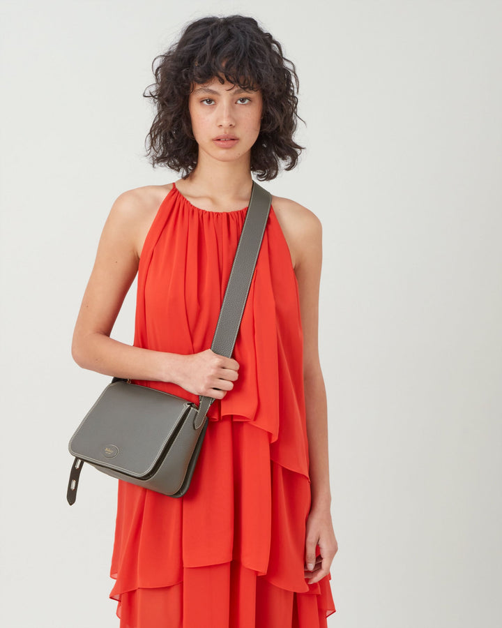 Mulberry-Billie-Small-Classic-Grain-Grey-6