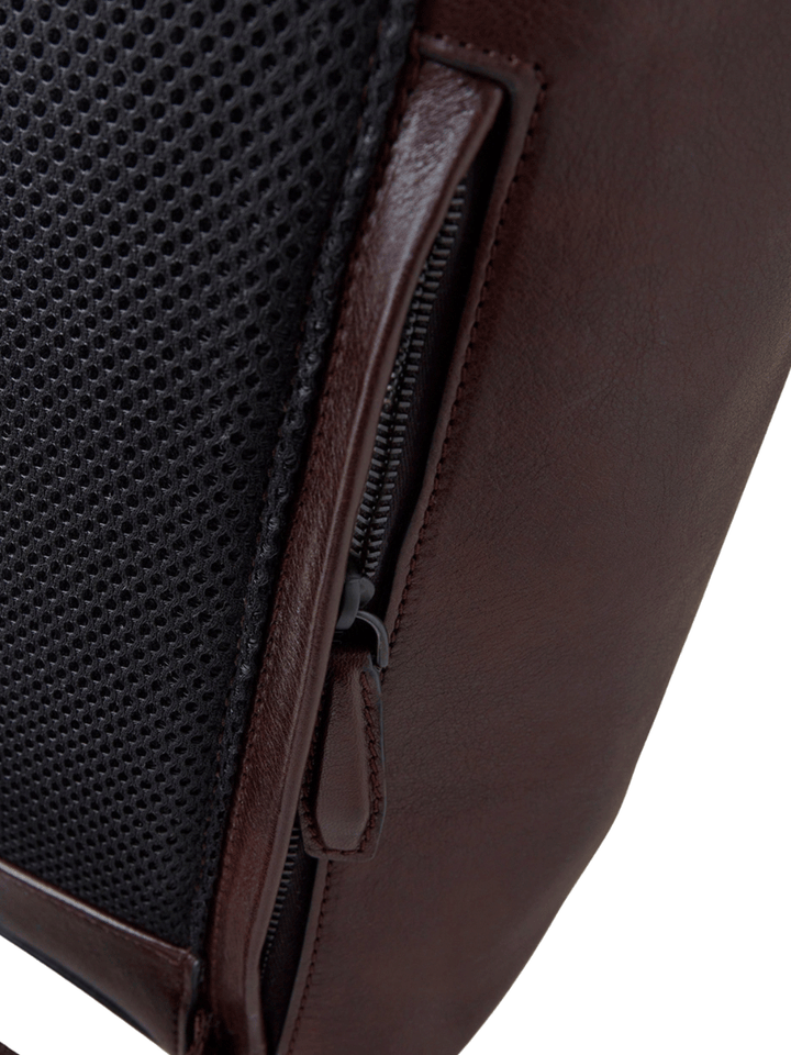 Mulberry-Camberwell-Backpack-Dark-Chocolate-Two-Tone-Leather-Dark-Chocolate-5