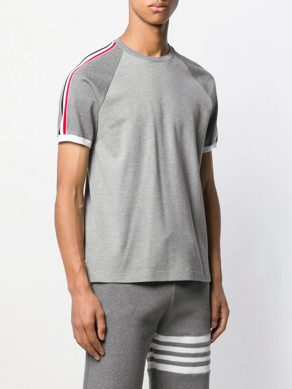 Thom-Browne-Short-Raglan-Sleeve-T-Shirt-Light-Grey-3