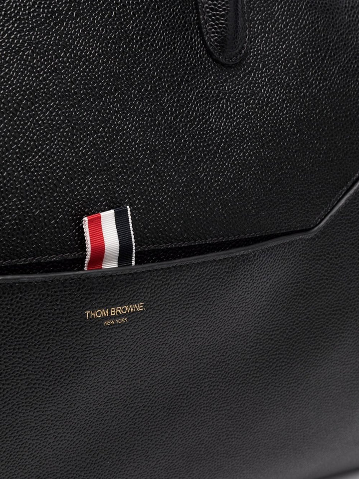 ThomBrowne-PebbleGrainLeatherSoftDuffle-Black-4