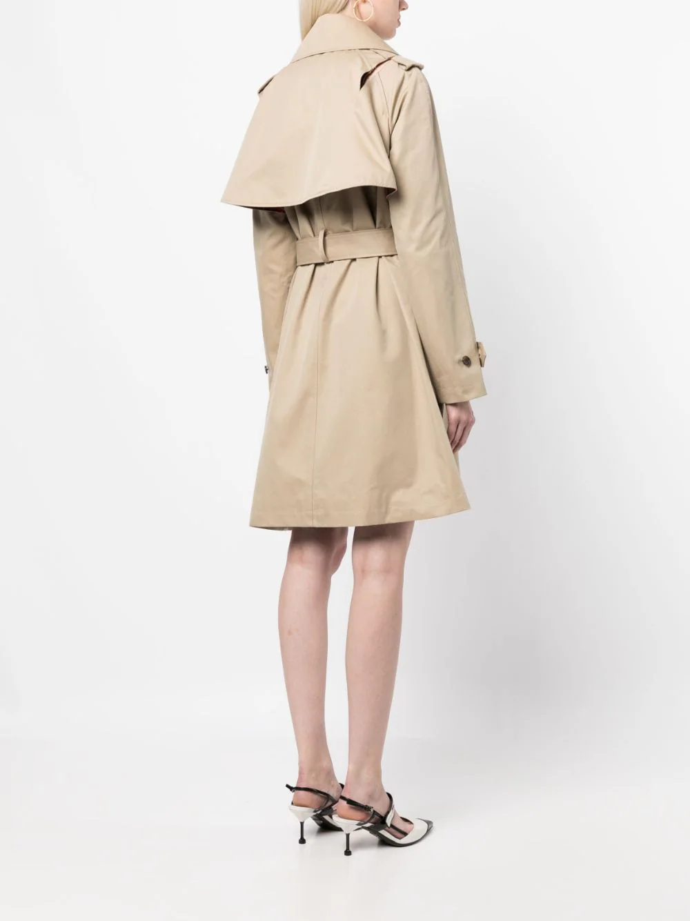 Undercover-Double-Breated-Coat-Beige-2