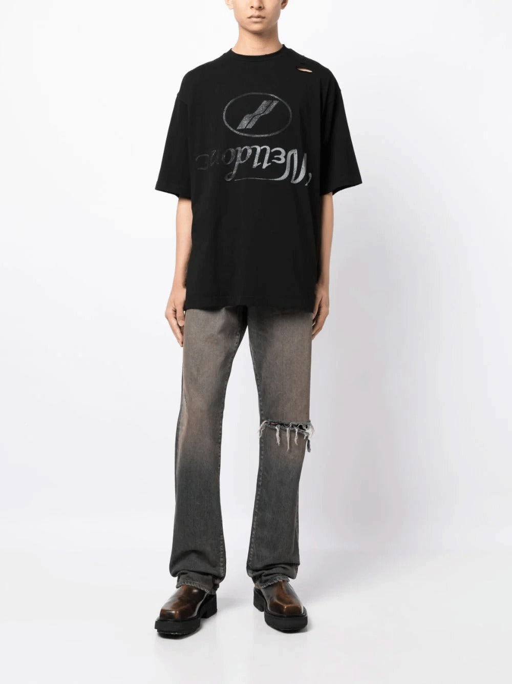 We11done Black Destroyed Reverse Logo Tee Black 2