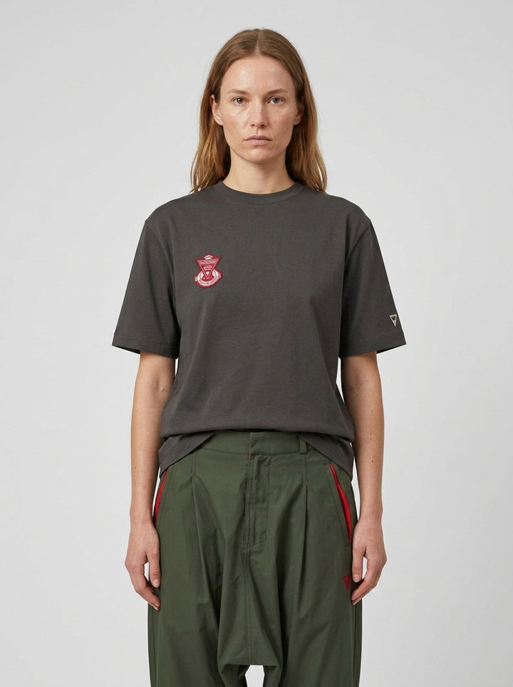Badge Basic Tee | Blackjack | Club21 - front female