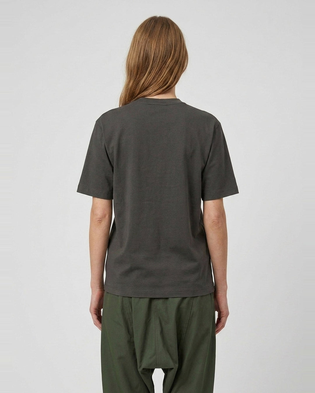 Badge Basic Tee | Blackjack | Club21 - back female