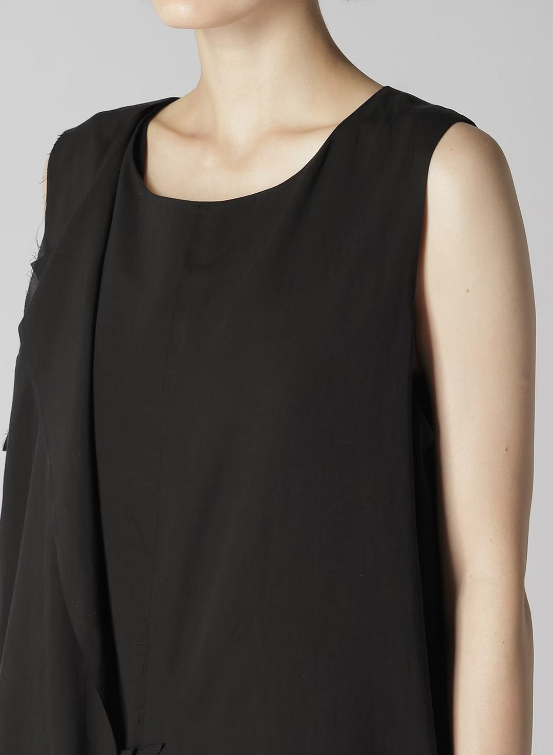 Right Front Drape Top